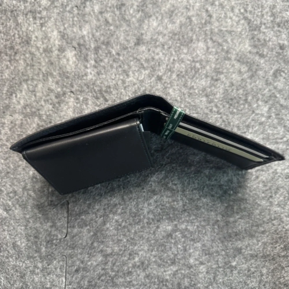 Perry Ellis Portfolio Bifold Passcase Leather Men's Wallet Removable ID Holder